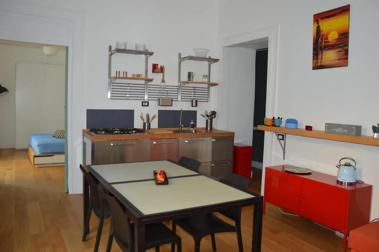 Casa Flora Al Corso Appartement Napels 0*,  Italië