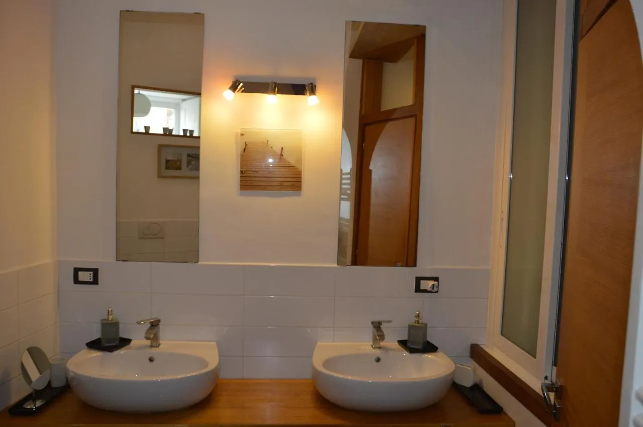 Casa Flora Al Corso Appartement Napels