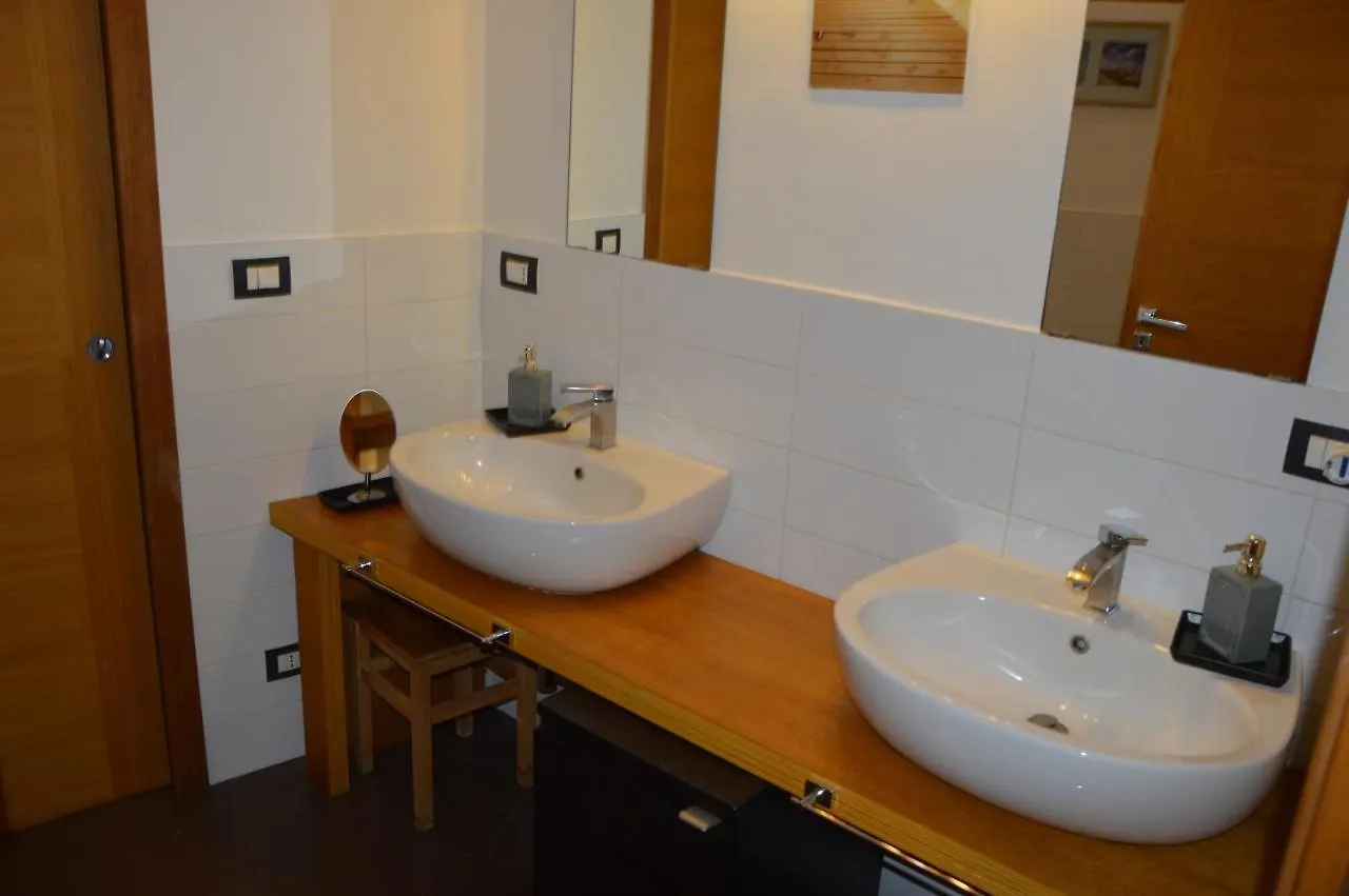 Casa Flora Al Corso Appartement Napels